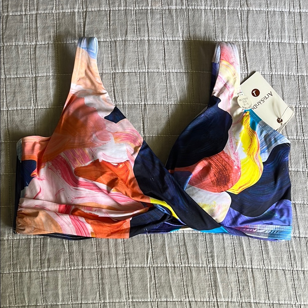 NWT Artesands Colorful Abstract Print Swim Bikini Top, US Size 14, so pretty!